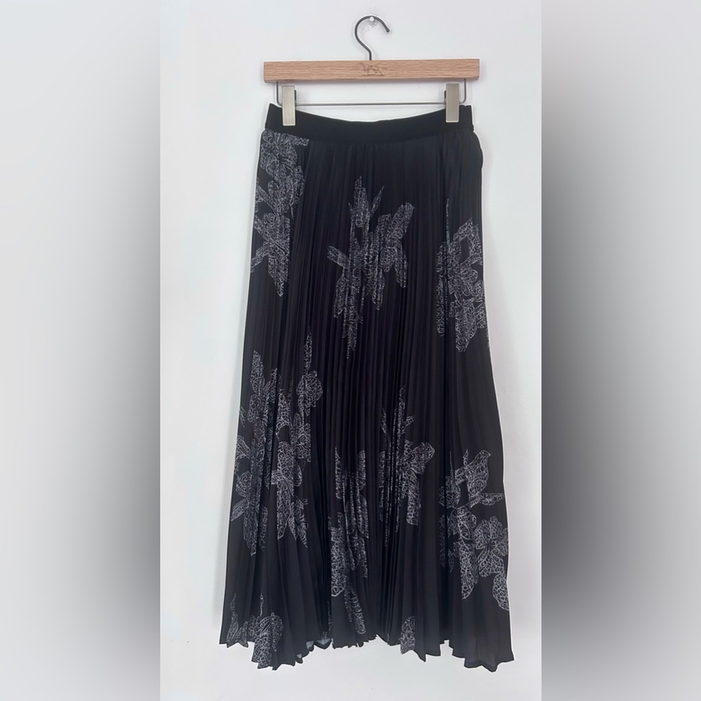 Parachute Black Pleated Midi Skirt with Silver Floral Print - Picture 2 of 6